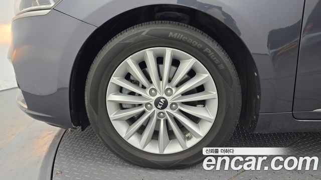 Kia K7 из Кореи Encar