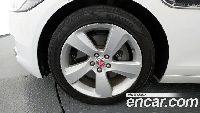 Jaguar XF из Кореи Encar