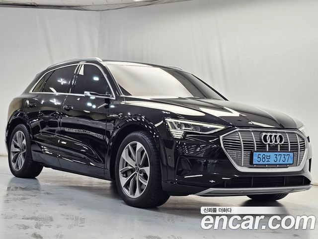 Audi e-tron из Кореи Encar