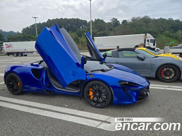 Mclaren Artura из Кореи Encar