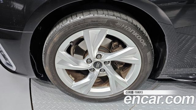 Audi A4 из Кореи Encar