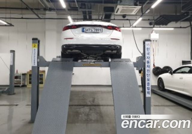 Mercedes-Benz E-Class из Кореи Encar