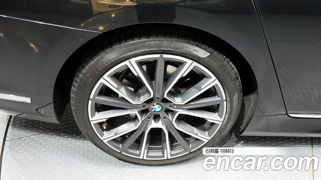 BMW 7-Series из Кореи Encar