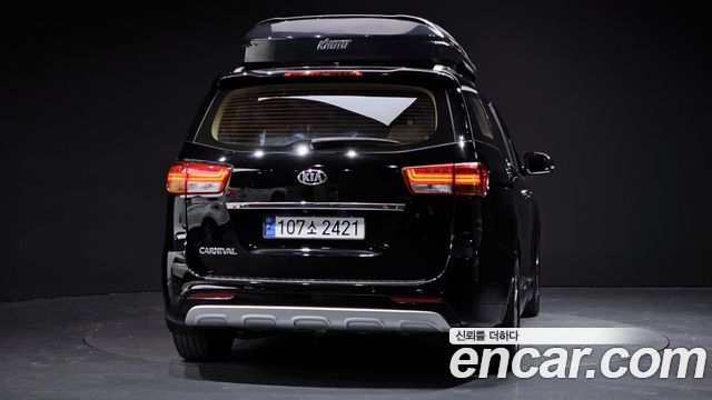 Kia Carnival из Кореи Encar