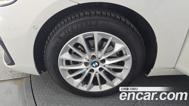 BMW 2-Series Luxury — пробег 52 979 км — фото 5 из 5