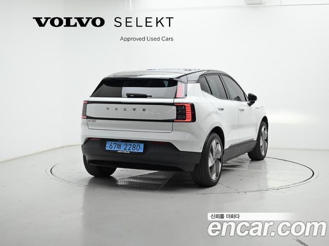Volvo EX30 из Кореи Encar
