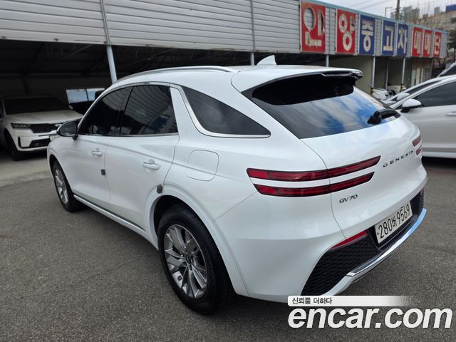 Genesis GV70 из Кореи Encar