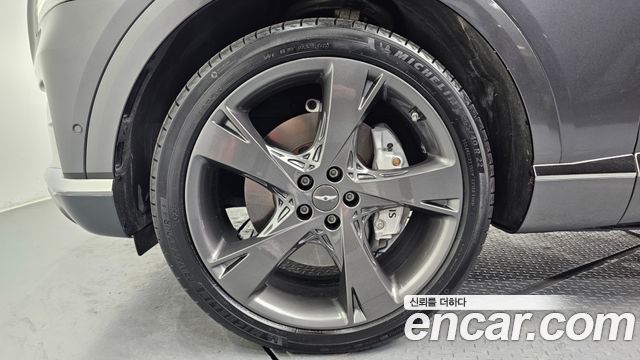 Genesis GV80 из Кореи Encar