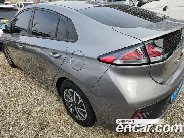Hyundai Ioniq из Кореи Encar