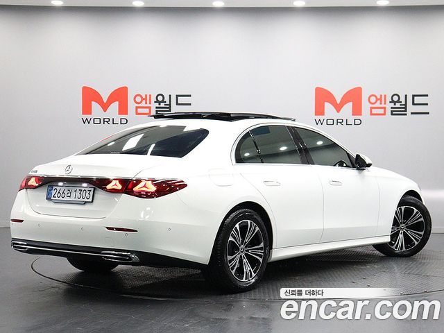 Mercedes-Benz E-Class из Кореи Encar