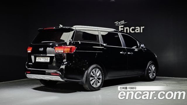 Kia Carnival из Кореи Encar