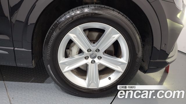 Audi Q8 из Кореи Encar