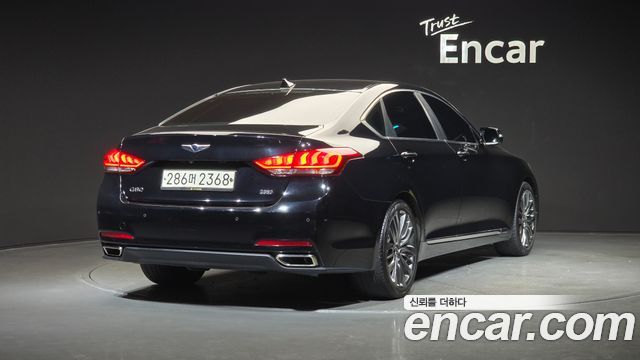 Hyundai Genesis из Кореи Encar