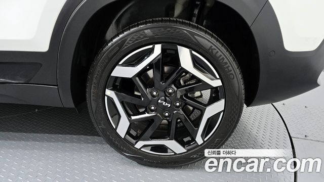 Kia Seltos из Кореи Encar