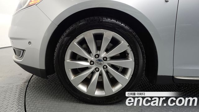 Lincoln MKS из Кореи Encar