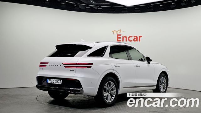 Genesis GV70 из Кореи Encar