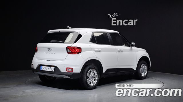 Hyundai Venue из Кореи Encar