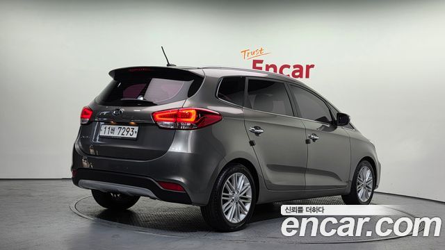 Kia Carens из Кореи Encar