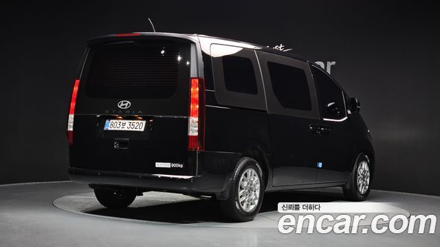 Hyundai Staria из Кореи Encar