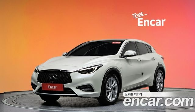 Infiniti Q30 из Кореи Encar