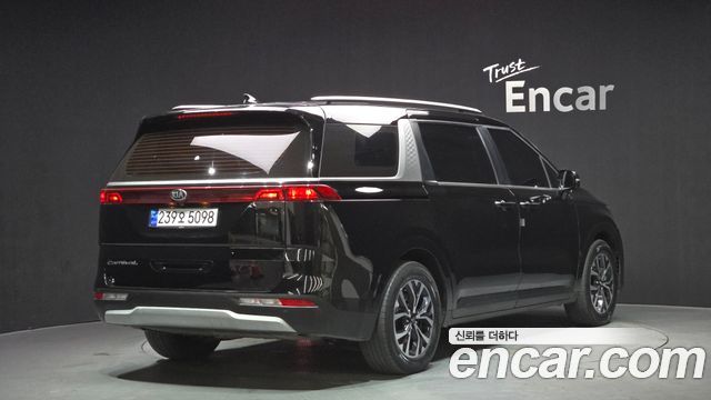 Kia Carnival из Кореи Encar