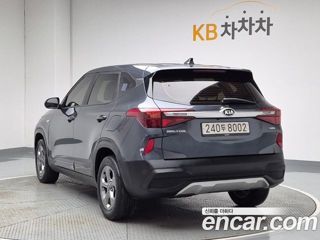 Kia Seltos из Кореи Encar