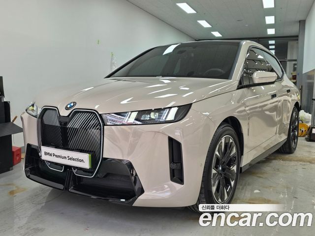 BMW iX из Кореи Encar