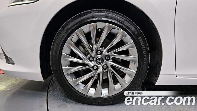 Lexus ES из Кореи Encar