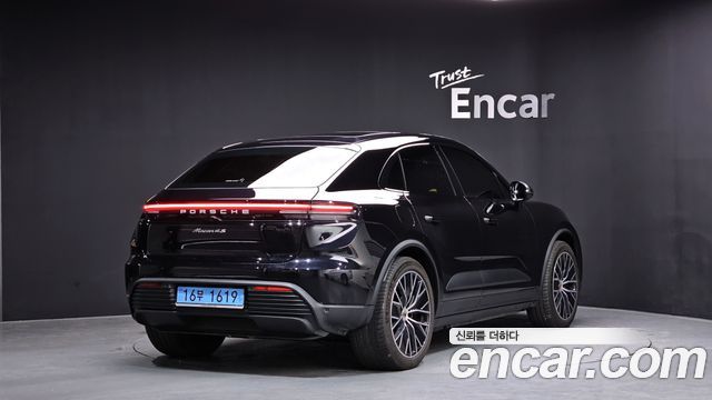 Porsche Macan из Кореи Encar