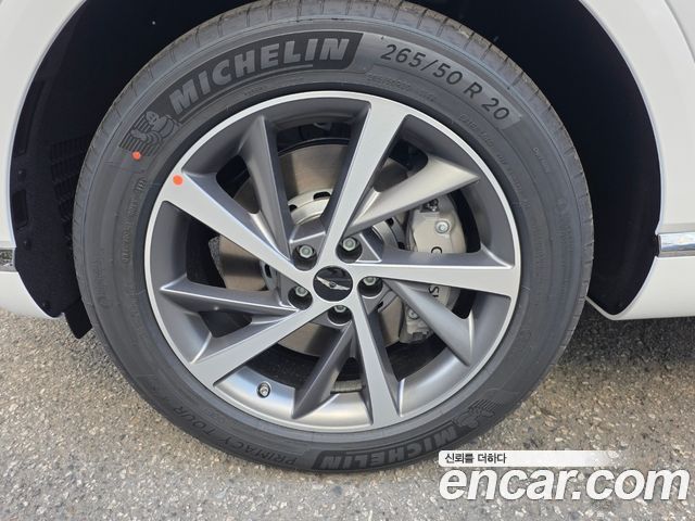 Genesis GV80 2.5T Gasoline 2WD — пробег 1 450 км — фото 5 из 5