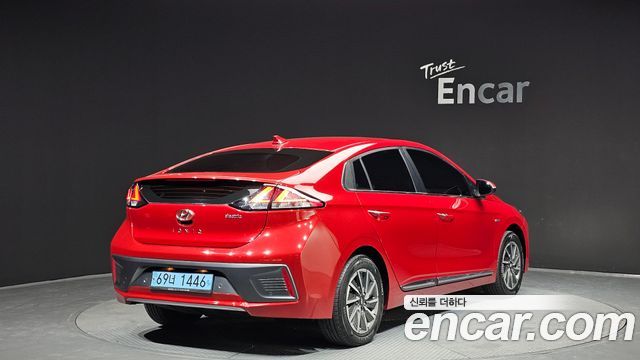 Hyundai Ioniq из Кореи Encar