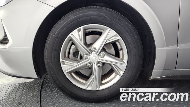 Hyundai Sonata 2.0 Premium — пробег 99 243 км — фото 5 из 5