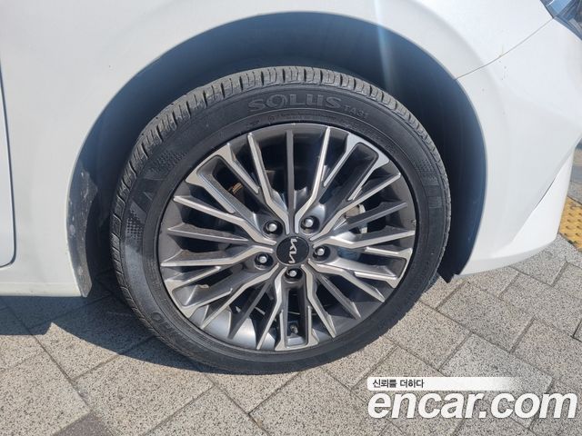 Kia K3 из Кореи Encar