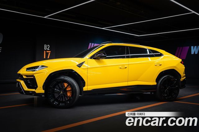 Lamborghini Urus из Кореи Encar