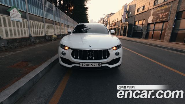 Maserati Levante из Кореи Encar