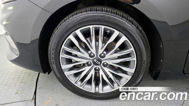 Kia K7 из Кореи Encar