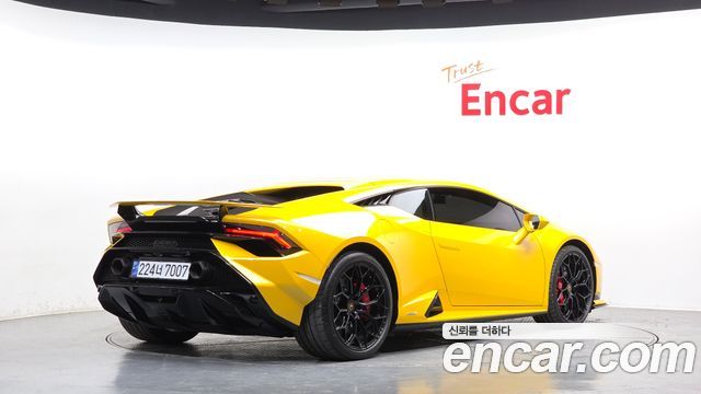 Lamborghini Huracan из Кореи Encar