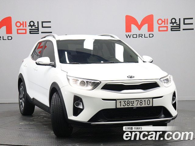 Kia Stonic из Кореи Encar