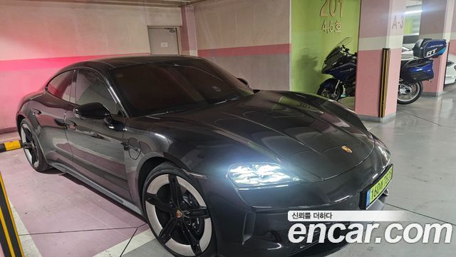 Porsche Taycan из Кореи Encar