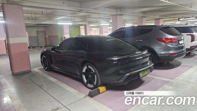 Porsche Taycan из Кореи Encar