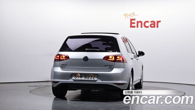 Volkswagen Golf из Кореи Encar