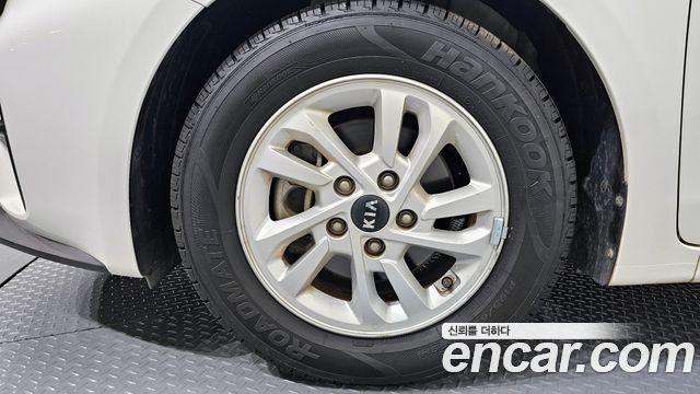 Kia K3 из Кореи Encar