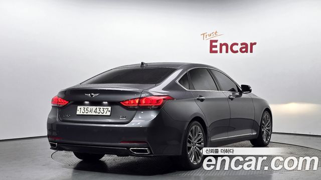 Hyundai Genesis из Кореи Encar