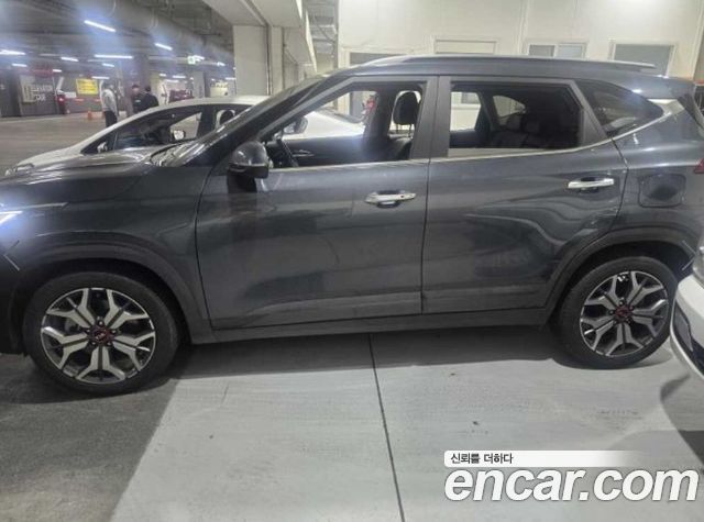 Kia Seltos из Кореи Encar