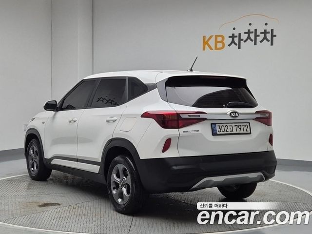 Kia Seltos из Кореи Encar