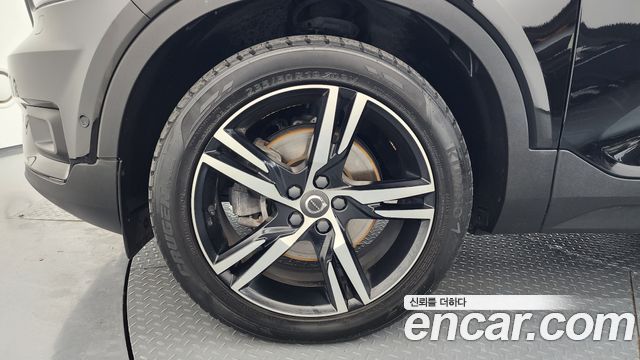 Volvo XC40 из Кореи Encar