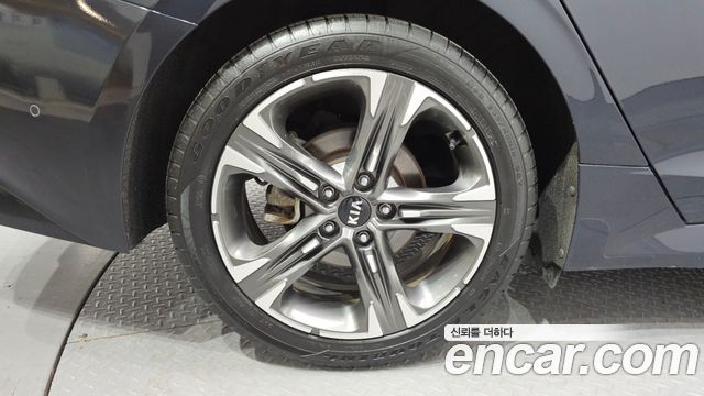 Kia K5 из Кореи Encar