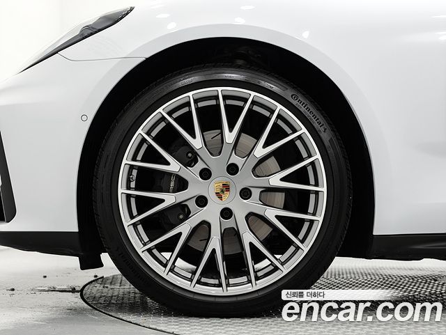 Porsche Panamera 2.9 AWD — пробег 15 310 км — фото 5 из 5