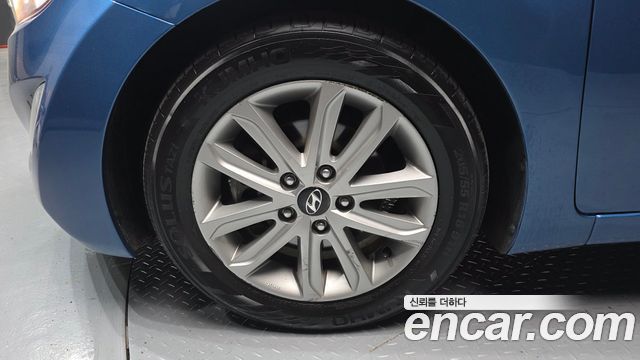 Hyundai AVANTE из Кореи Encar