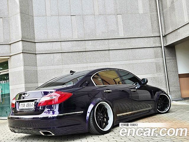 Hyundai Genesis из Кореи Encar